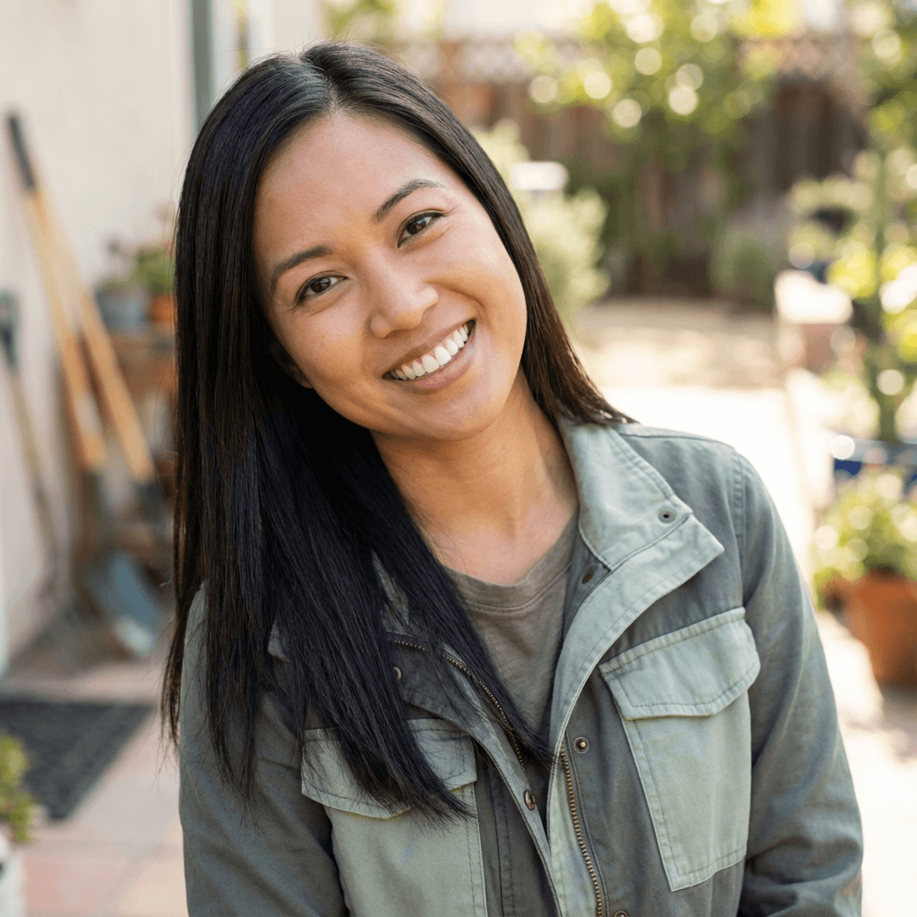 Female customer in her late 20s, Hispanic, warm and approachable style typical of local resident